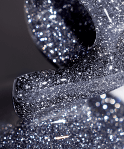 Nahaufnahme des Shock Effect 02 Crystal Grey – UV/LED Gellack mit reflektierendem Glitzer
