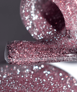 Makroaufnahme PNB Shock Effect 06 Ash Rose – UV/LED Gel Polish mit intensivem Glitzereffekt in Rosé