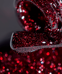 Makroaufnahme PNB Shock Effect 08 Burgundy – UV/LED Gel Polish mit Burgunderglanz und Glitzer