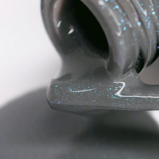 PNB Gel Polish Snow Queen 278 – Nahaufnahme mit blauen Glitzerpartikeln