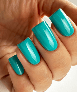 Gel Polish PNB 092 Mojito – Türkisfarbener UV/LED Nagellack auf Nägeln, glänzend