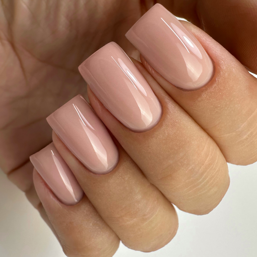 PNB Gel Polish 382 Forbidden Blush – Nude-Rosé Maniküre